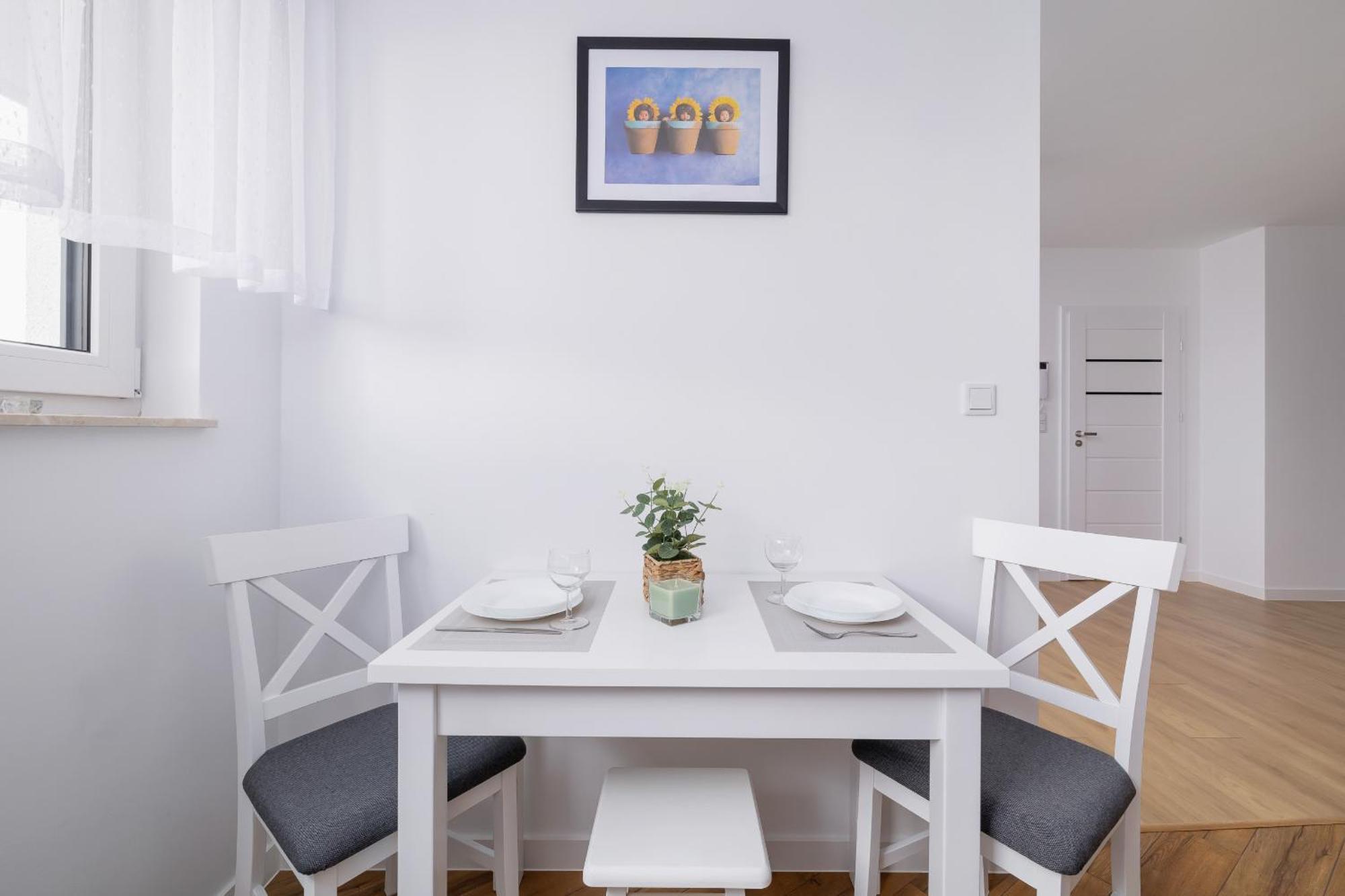 Modern Apartment With Parking Near Tauron Arena By Rent Like Home Краків Екстер'єр фото